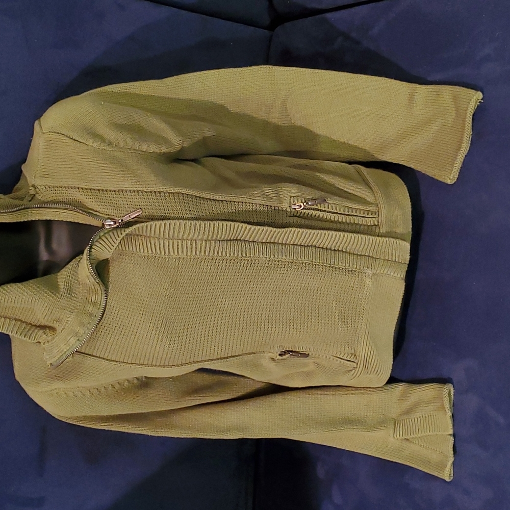 Zip sweater by axcess [T05]